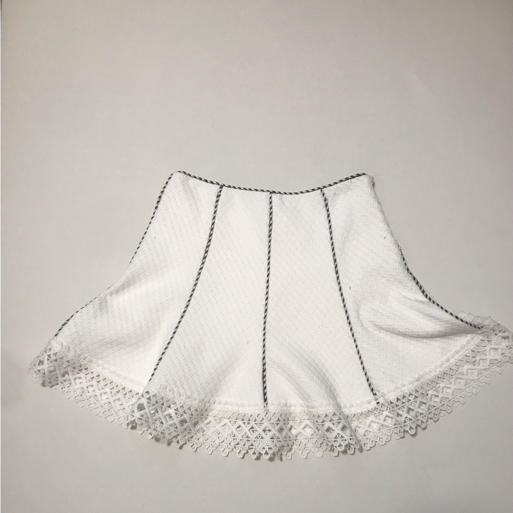 Chic White Skirt with Black Trim